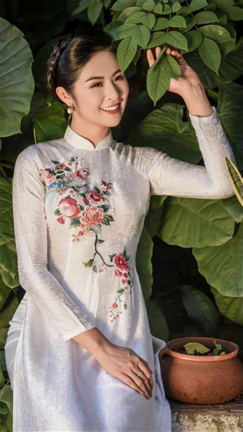 Pre Make Vietnamese Traditional Ao Dai For Women Vietnamese Ao Dai For