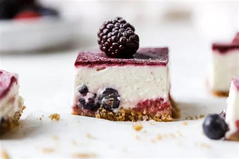 No-Bake Mixed Berry Cheesecake Bars | C&H Sugar