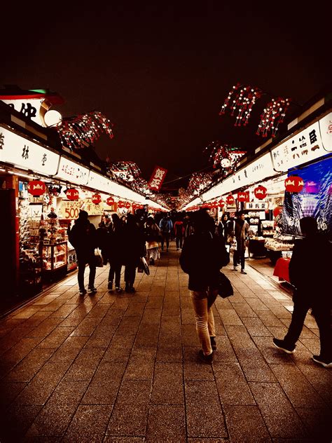 Asakusa, Tokyo : The new year’s festival : r/mobilephotography