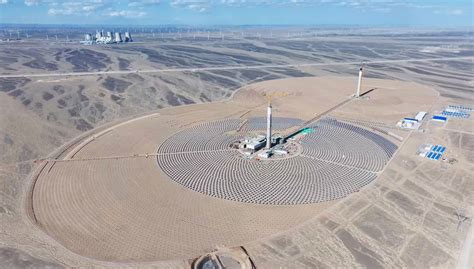 World's 1st dual-tower solar plant to make 1.8 billion kWh yearly