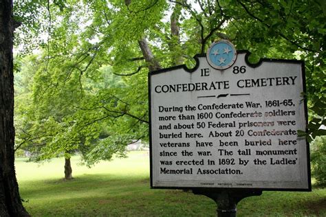 Read the Plaque - Confederate Cemetary