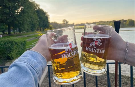 Gemütlich den Tag ausklingen lassen bei einem Feierabendbier in