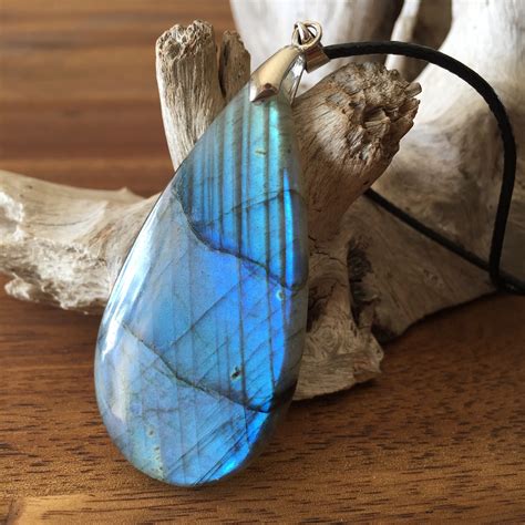 Pendentif Labradorite Lithotherapie Pierres Indigo