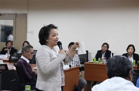 Women in the Philippines Play Increasing Roles in Rice Farming - We Know Rice