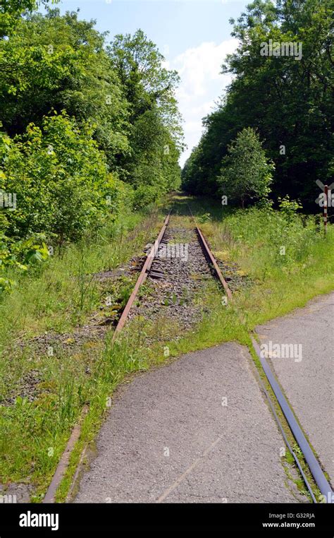 Abandoned railroad track Banque de photographies et dimages à haute