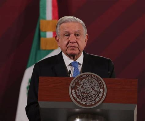 AMLO expresa su pésame por la muerte de Conchita Calvillo