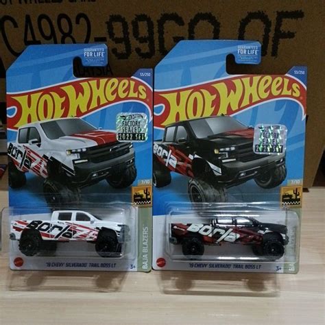 Hot Wheels Chevy Silverado Trail Boss Lt Paint Chip Shopee Malaysia