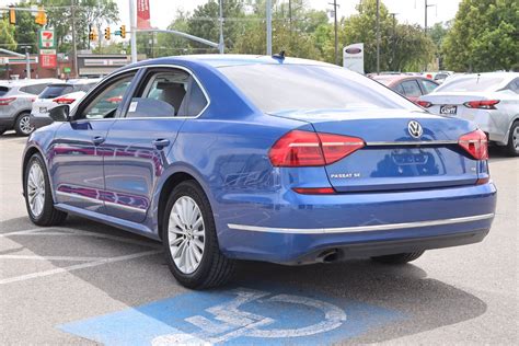 Pre Owned Volkswagen Passat Dr Sdn T Se At Dr Car In Salt