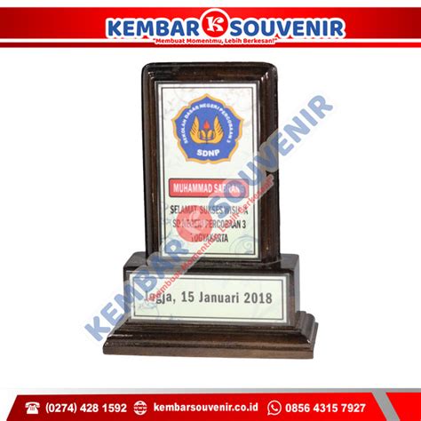 Contoh Plakat Wisuda Jual Plakat Aluminium Logam Kuningan Dan Tembaga