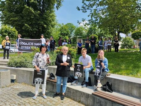 Protest w Tarnowie Młodzi stanęli w obronie Jana Ryby Oddajcie nam