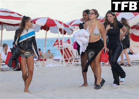 Julia Fox Nude The Fappening Photo Fappeningbook