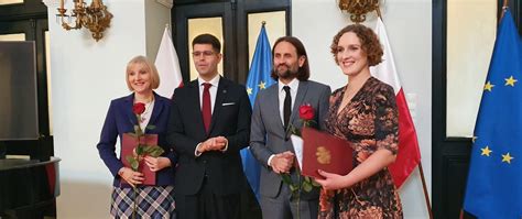 Wiceminister Zdrowia Wyr Ni Specjalist W Roku Ministerstwo