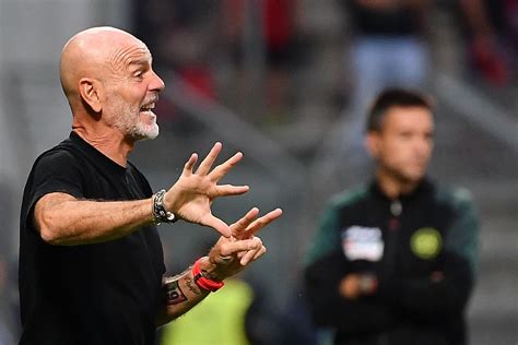 Pioli Believes Milan Had Too Much Frenzy Vs Sassuolo But The Derby