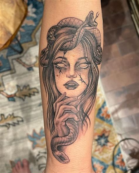 Medusa Tattoo Medusa Tattoo Design Thigh Tattoo Designs Moon Tattoo