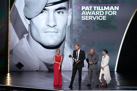 El Príncipe Harry Acepta El Premio Pat Tillman Al Servicio En Los Espy