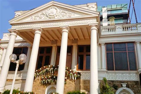 Everything You Need To Know About Shahrukh Khan House