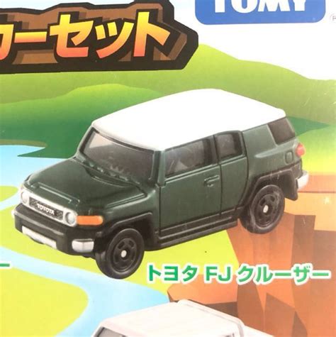 Tomica Toyota Fj Cruiser Green Hobbies Toys Toys Games On Carousell