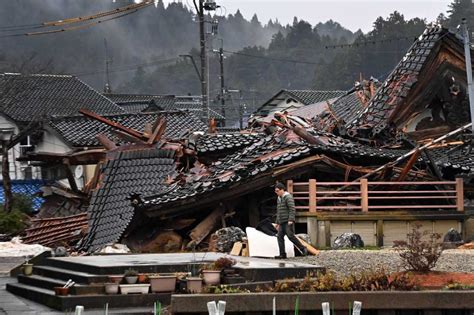 Death Toll From Powerful Earthquakes In Japan Rises To 73 Nhk World