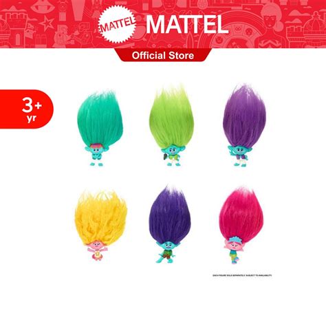 Dreamworks Trolls Band Together Rainbow Pom Poms Keychains With