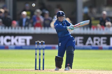 Tammy Beaumont got off to a brisk start | ESPNcricinfo.com