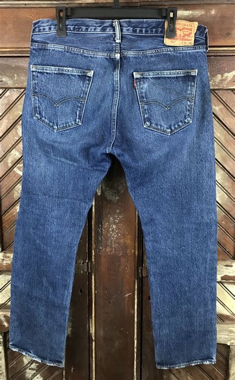 2a Levi S 501 Jeans Original Fit Straight Leg Button Fly Blue Denim Mens 34 X 30 Measurements