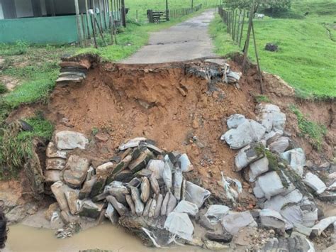 Moradores de área rural de Marliéria ficam ilhados a queda de