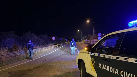 Detienen En El Aeropuerto A Un Dan S Que Hu A De Mallorca Tras Intentar