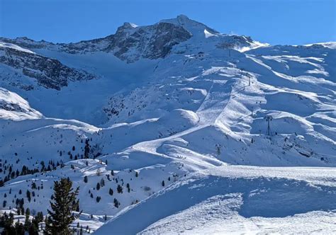 Hintertux Glacier Ski Resort Info Guide Hintertuxer Gletscher Review