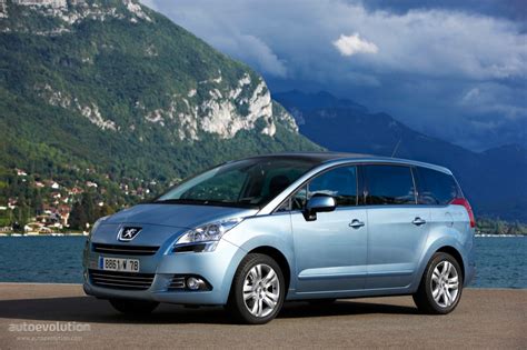 Peugeot 5008 Specs And Photos 2009 2010 2011 2012 2013 Autoevolution