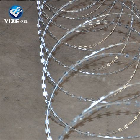 Buy Dipped Galvanized Concertina Nato Barbed Wire Razor Prison Fence