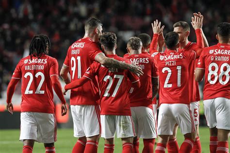 FootballDream Benfica Sofre Mas Acaba A Golear