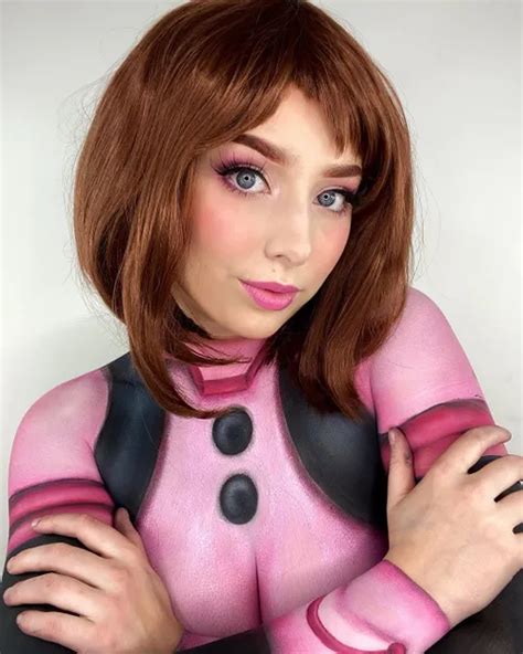 Ochaco Uraraka Personaje De Chatbot De IA BOT3 AI