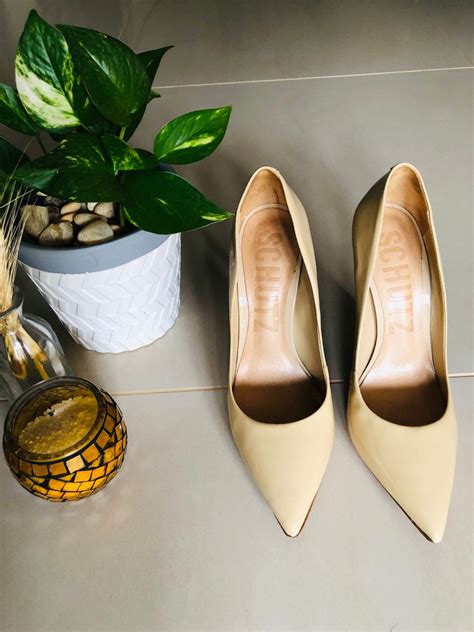 Scarpin Nude Verniz Schutz Sapato Feminino Schutz Usado Enjoei