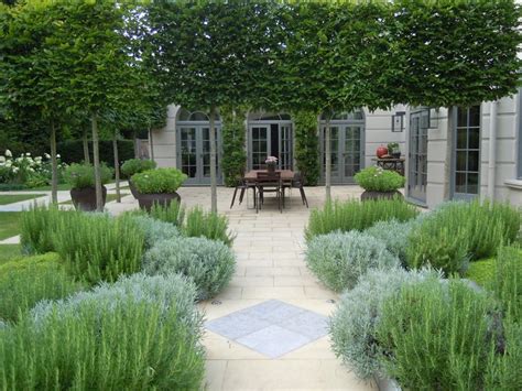 Landscape Architect Visit A Refined Kitchen Garden By Richard Miers