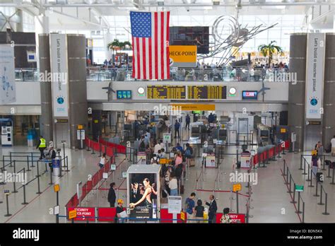 John f. kennedy airport security hi-res stock photography and images ...