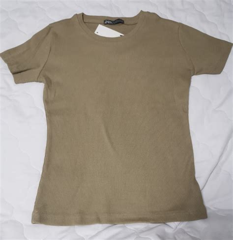 Zara Basic Top Nude Brown Women S Fashion Tops Shirts On Carousell