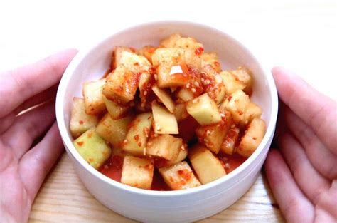 Korean White Radish Kimchi Recipe | Besto Blog