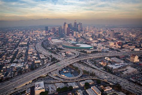 Viewfinder: Los Angeles Skyline | SkyriseCities