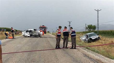 KARAMAN DA FECİ KAZA 6 ÖLÜ 3 YARALI Son Dakika Haberleri