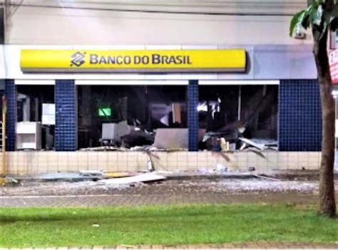 Olhar Cidadão Bandidos explodem caixas do Banco do Brasil em Bela