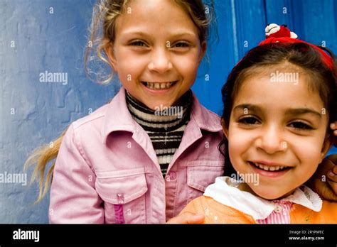 Tunisian Girls Hi Res Stock Photography And Images Alamy
