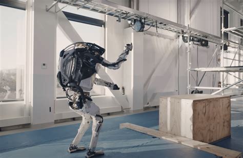 Atlas Il Robot Di Boston Dynamics Si Migliora Ancora Ecco Il Video