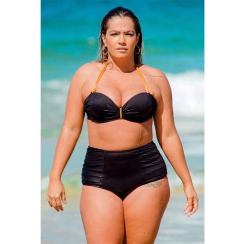 Ex BBB Fani Pacheco Vira Modelo De Grife Plus Size Veja Fotos