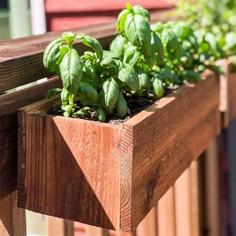 Diy Railing Planters For Your Deck Or Balcony The Handymans Daughter