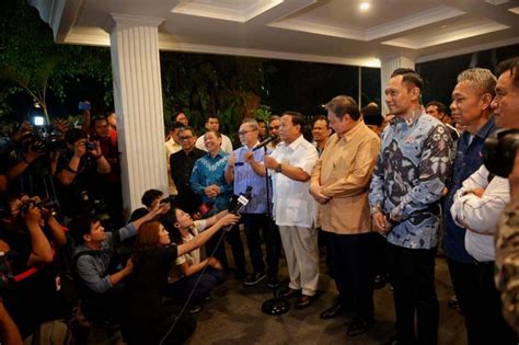 Prabowo Geram Disebut Terlalu Tua Dan Gibran Terlalu Muda Republika