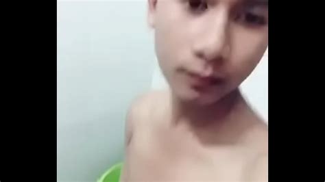 Tắm XVIDEOS