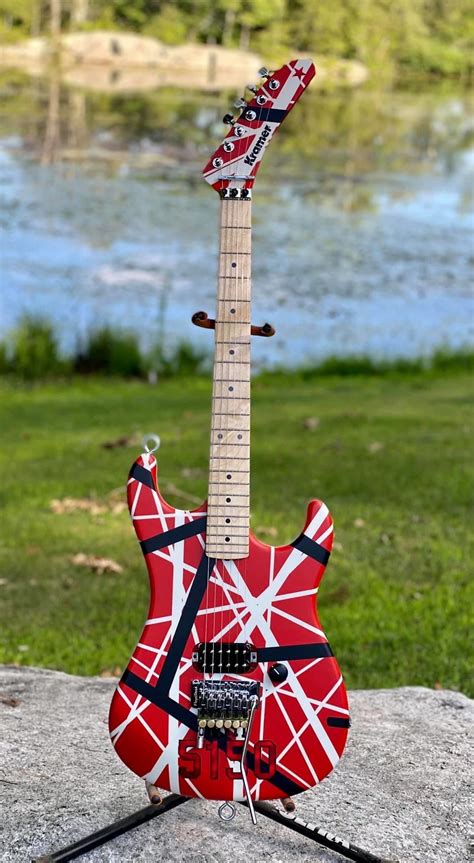 Pin By Erika Maya Liendro On Rock N Roll Esp Guitars Cool Guitar