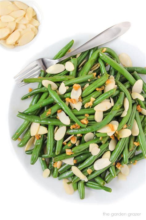 Almond Garlic Green Beans Easy The Garden Grazer