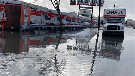 U-Haul facility on Marginal Way in Portland sees flooding ...