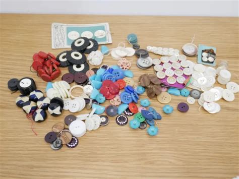 Lot De Boutons Anciens Vintage En Nacre Et Divers Eur Picclick Fr